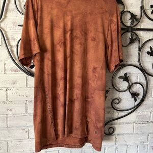 lululemon athletica Burnt Orangish Brown Short Sleeve Tee Sz xl
